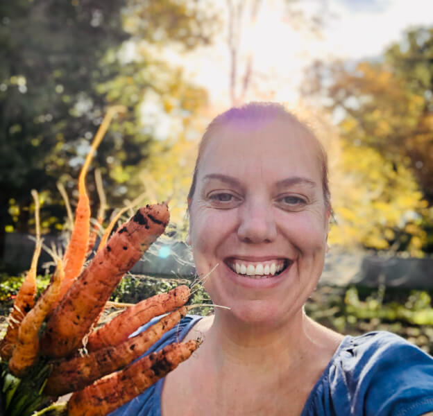 Leanne with carrots